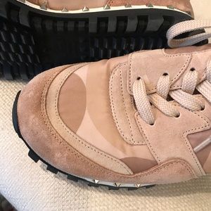 Valentino camo studded sneaker